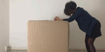 Libera la Rabbia con il Cubo: Un Esercizio Espressivo Potente